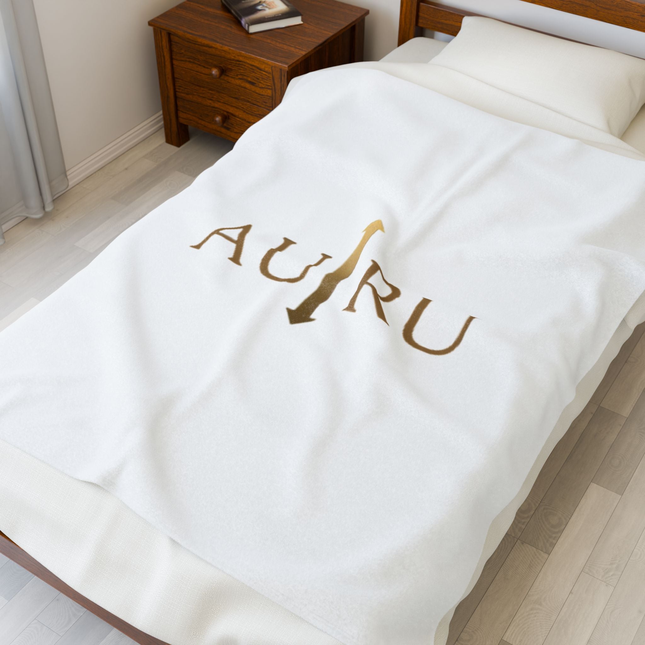 AURU Gold Arrow Velveteen Plush Blanket — Luxe Soft Throw for Home, Gifts & Relaxation